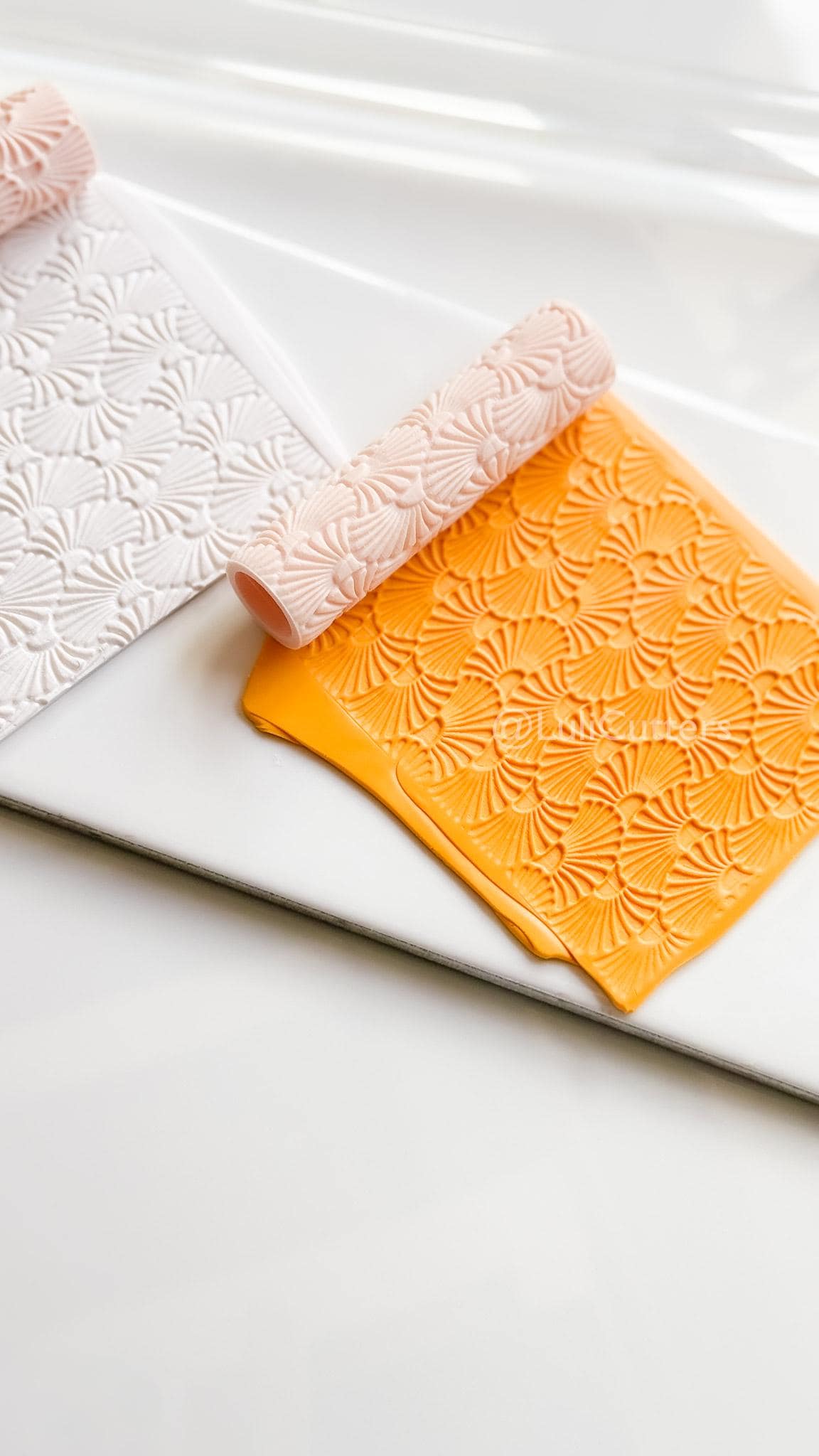 Talavera Rollers: Emboss & Deboss Floral Fan Texture for Polymer Clay