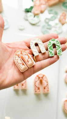 Arco Florale Clay Cutter: Floral Arch Shape for Polymer Clay