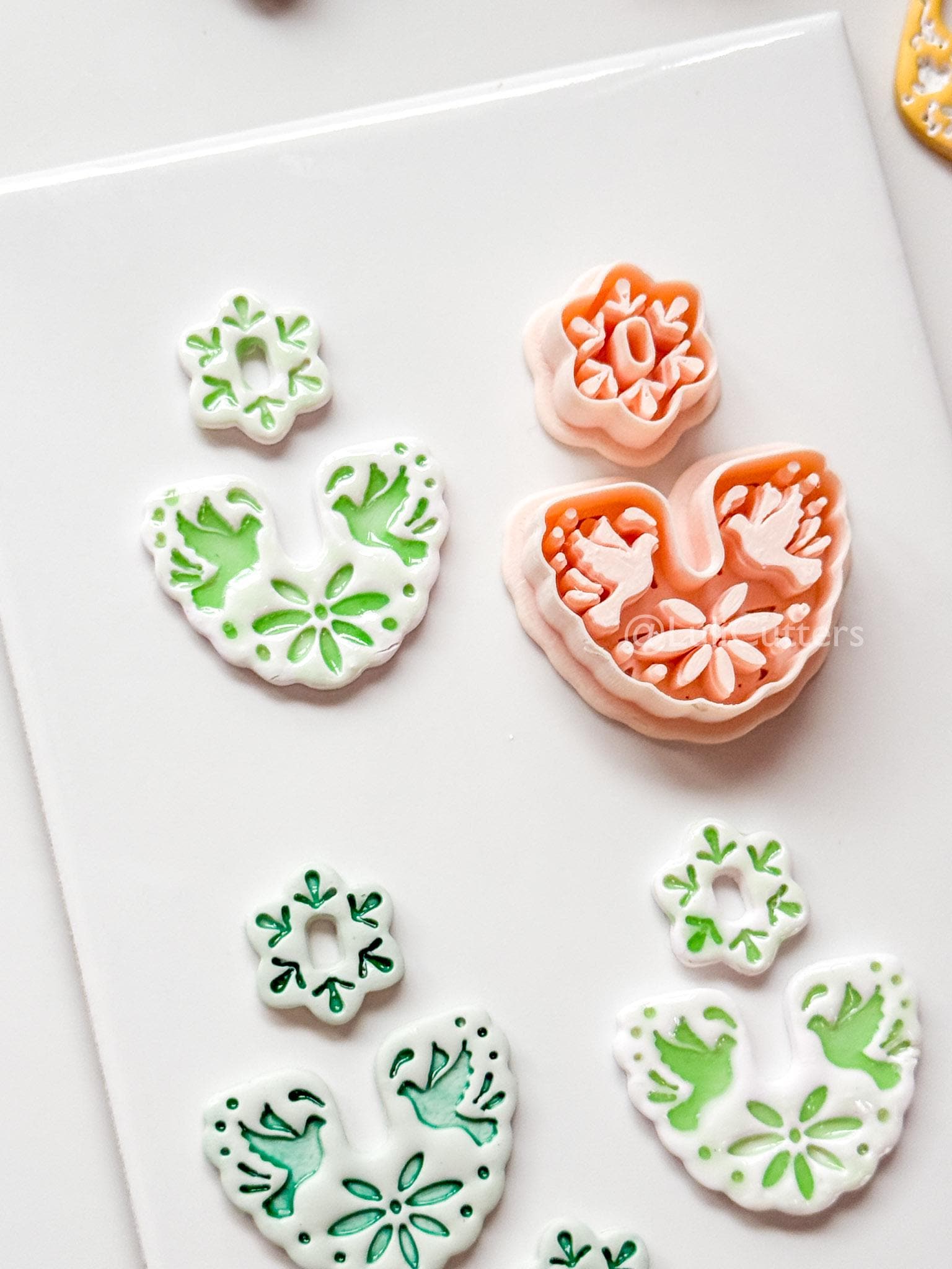 Azulejo Paloma Clay Cutter: Bird and Floral Arch Shape for Polymer Clay