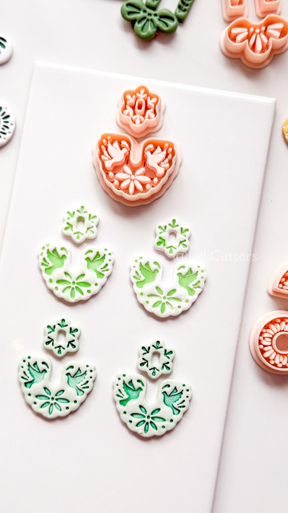 Azulejo Paloma Clay Cutter: Bird and Floral Arch Shape for Polymer Clay