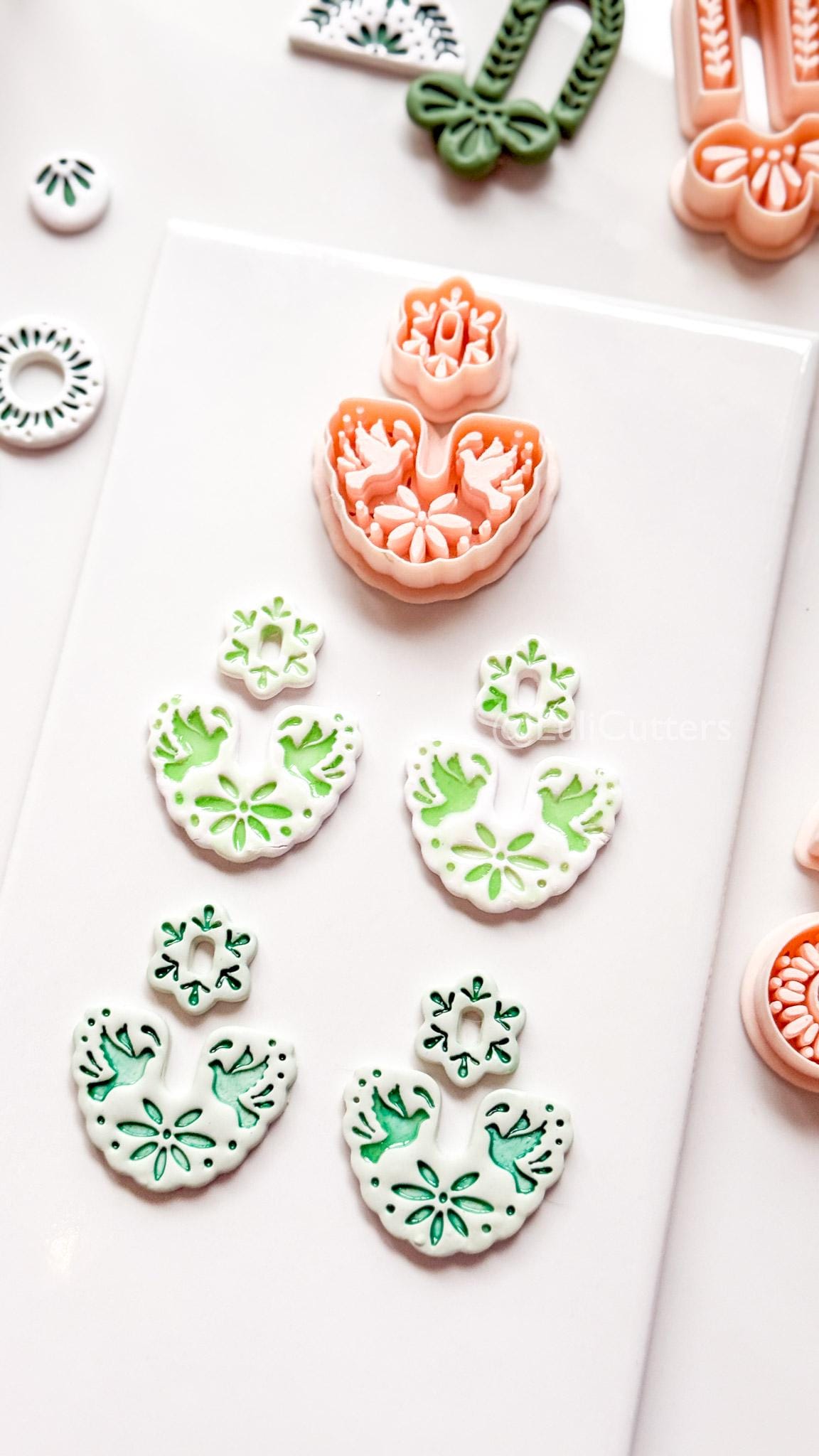 Azulejo Paloma Clay Cutter: Bird and Floral Arch Shape for Polymer Clay