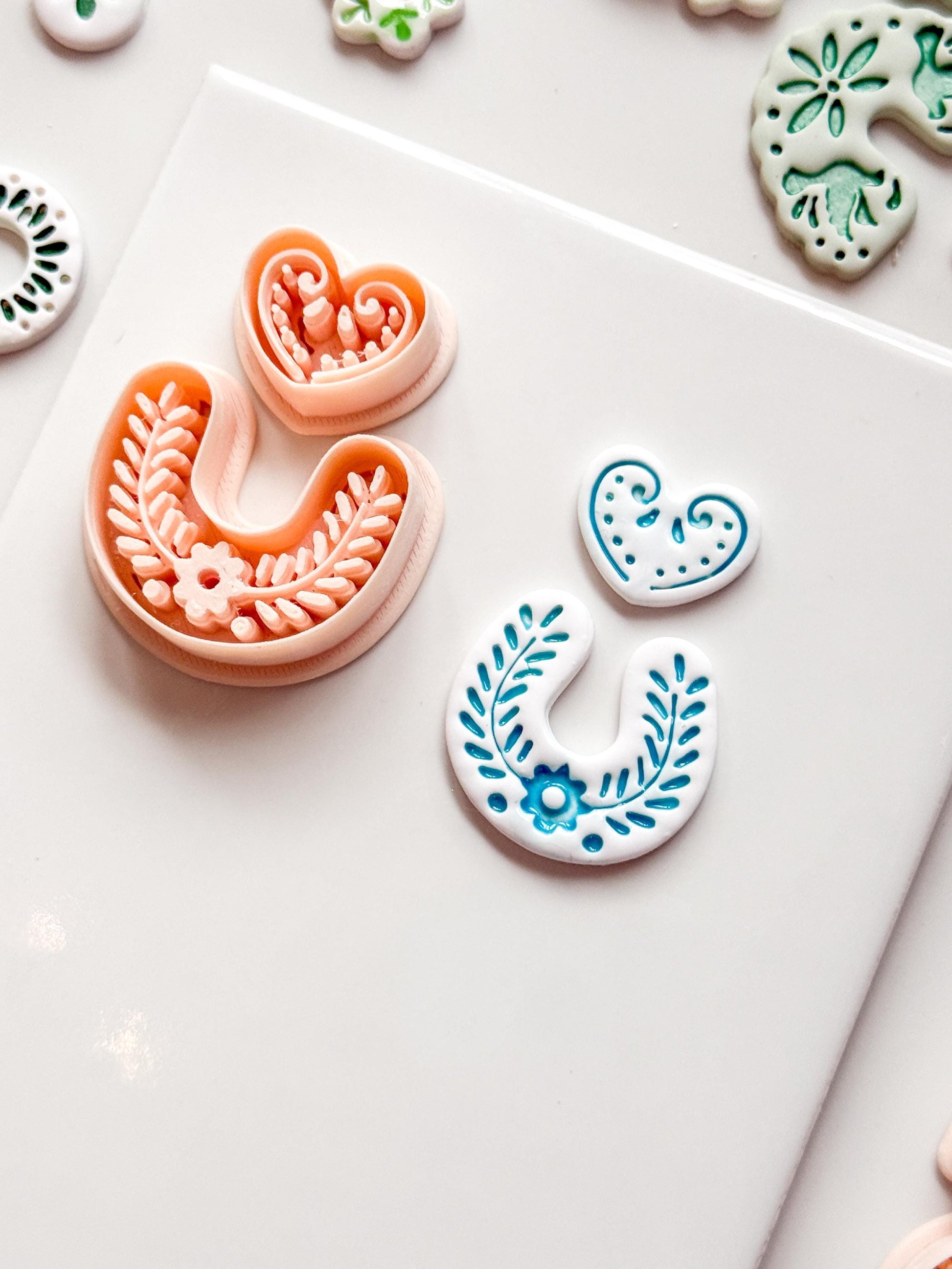 Puebla Heart Arch Clay Cutter: Floral Shape for Polymer Clay