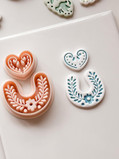 Puebla Heart Arch Clay Cutter: Floral Shape for Polymer Clay