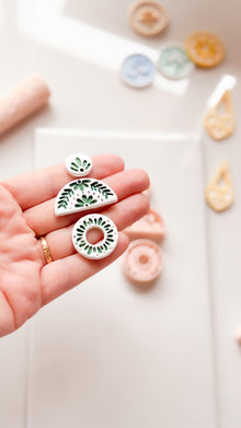 Casa Flor Cutter Set: Floral Geometric Shape for Polymer Clay