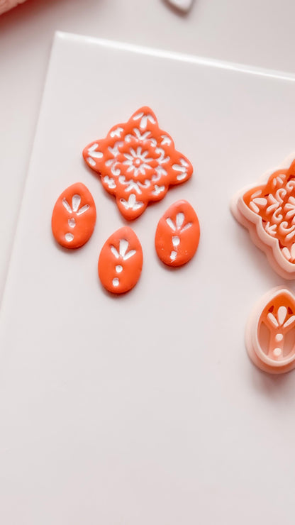 Cruz Talavera Clay Cutter: Quatrefoil Floral Shape for Polymer Clay