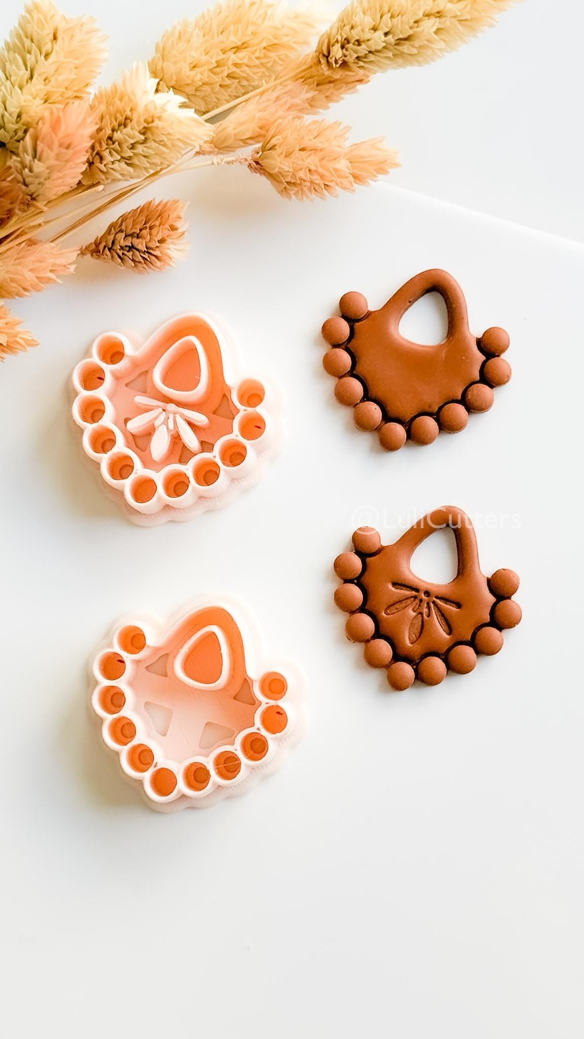 Bead Frame Emily Cutter : Beaded Look Clay Cutter