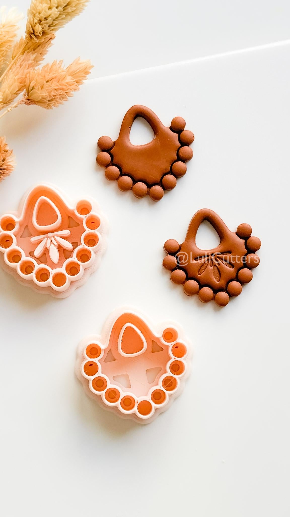 Bead Frame Emily Cutter : Beaded Look Clay Cutter