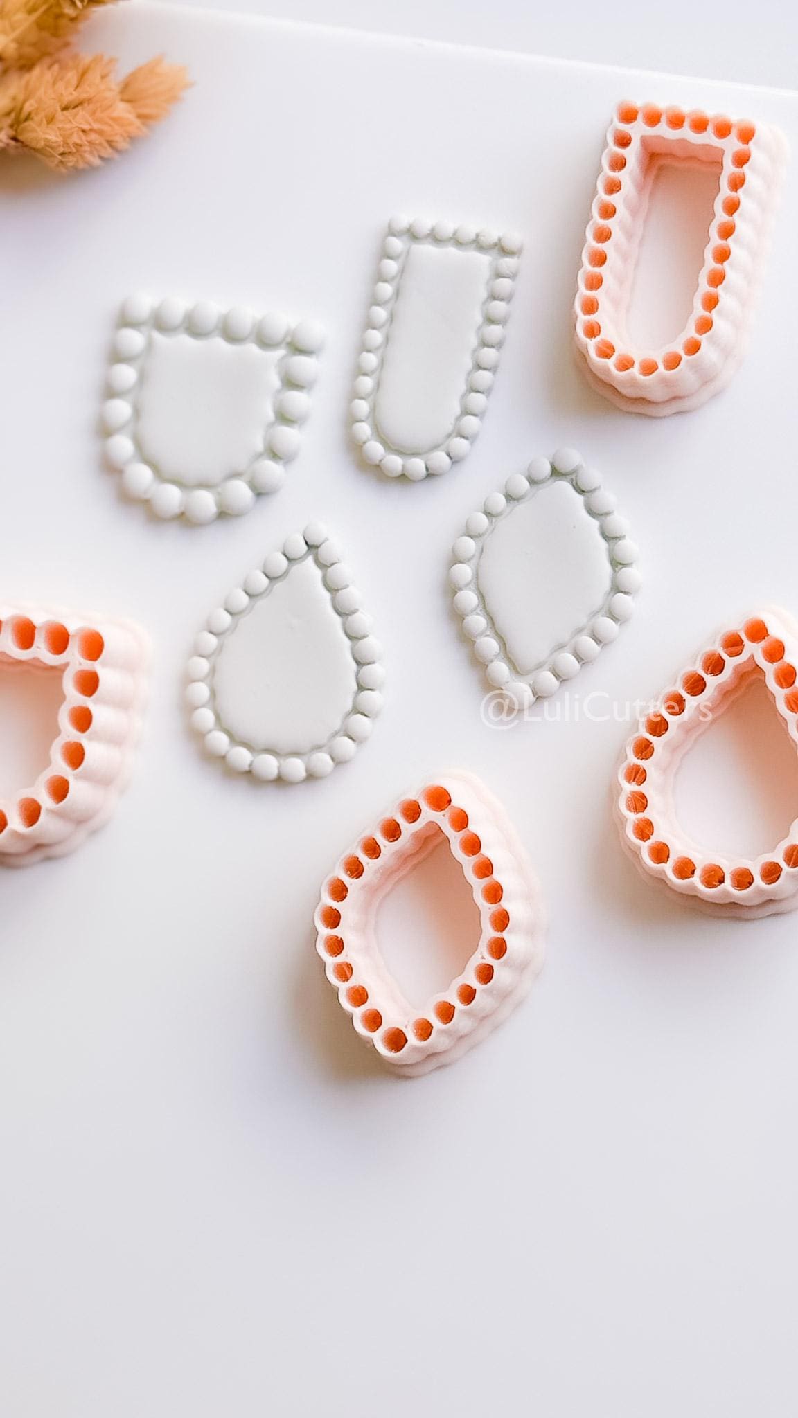 Bead Frame Cutters : Beaded Look Clay Cutter