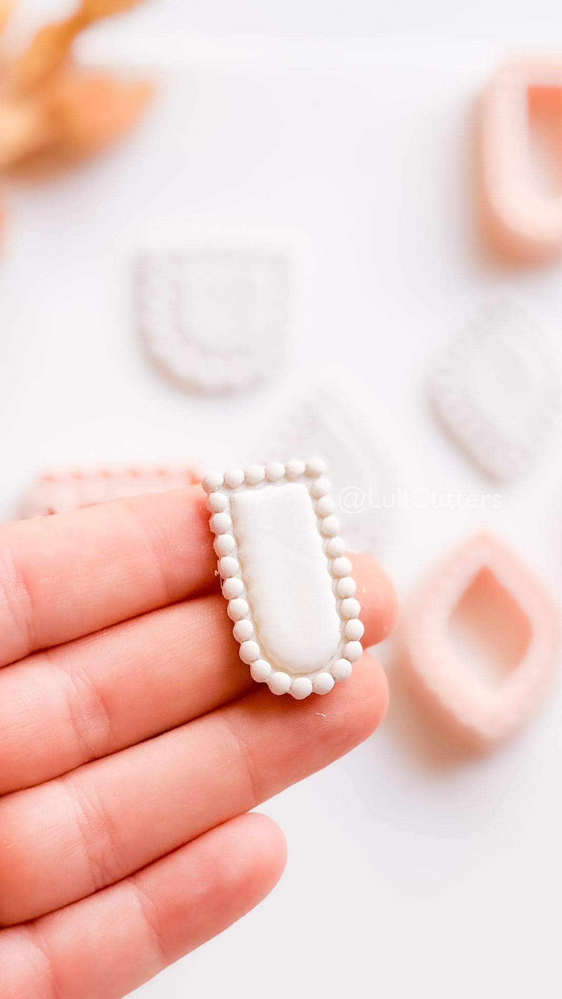 Bead Frame Cutters : Beaded Look Clay Cutter