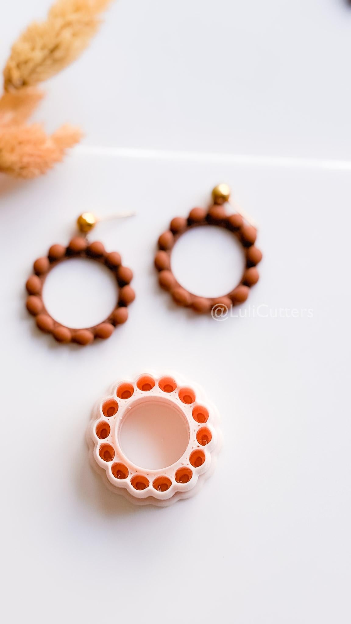 Bead Frame Circle Cutter : Beaded Look Clay Cutter