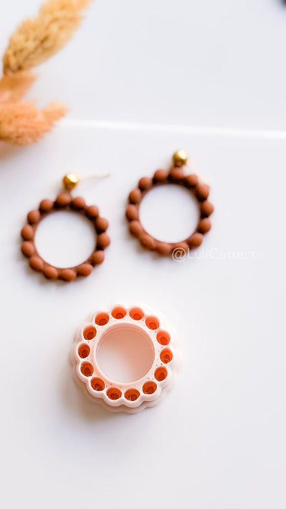 Bead Frame Circle Cutter : Beaded Look Clay Cutter