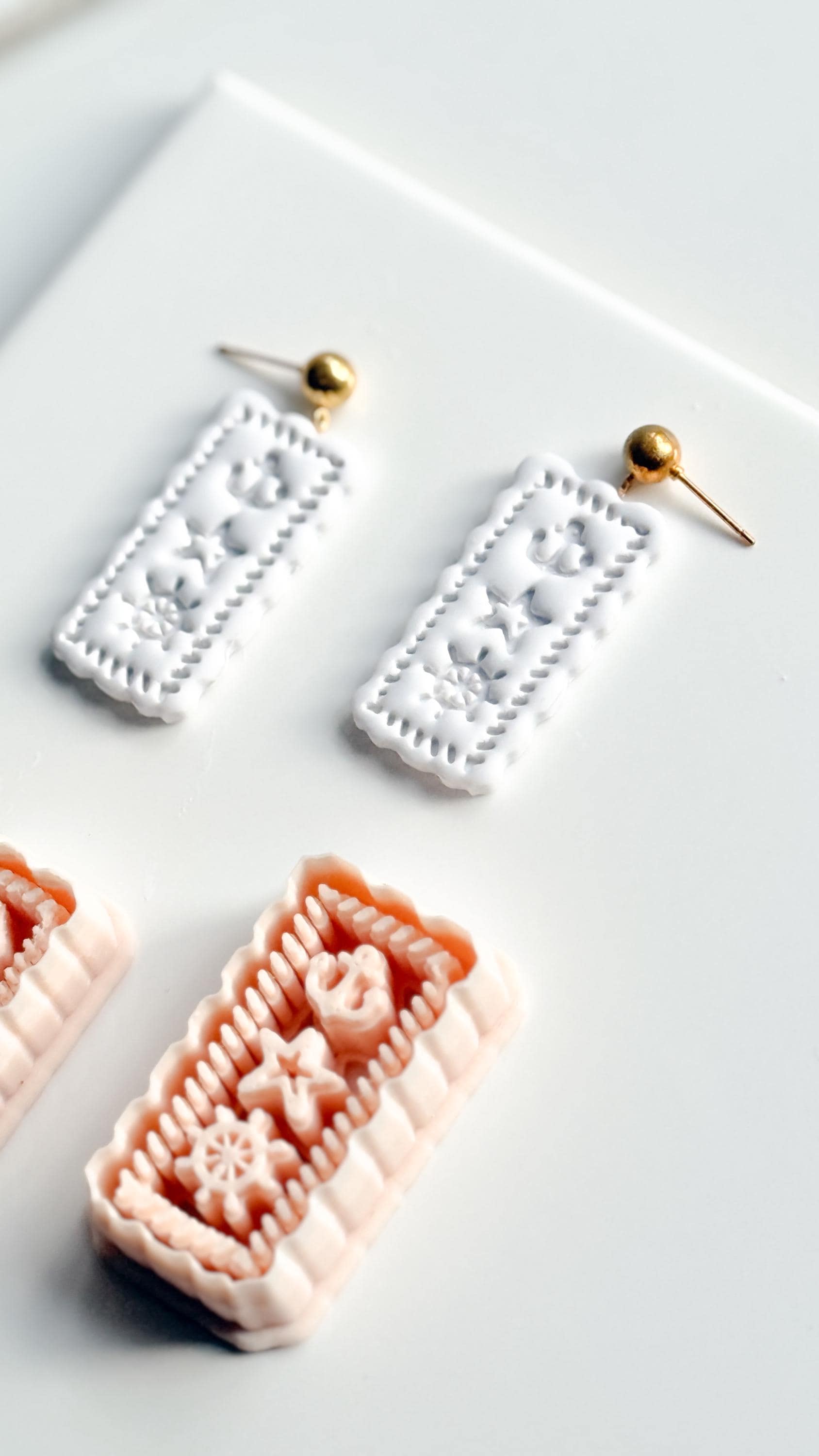 Timbre de Marine Earring Cutter | Nautical Postage Shape for Polymer Clay