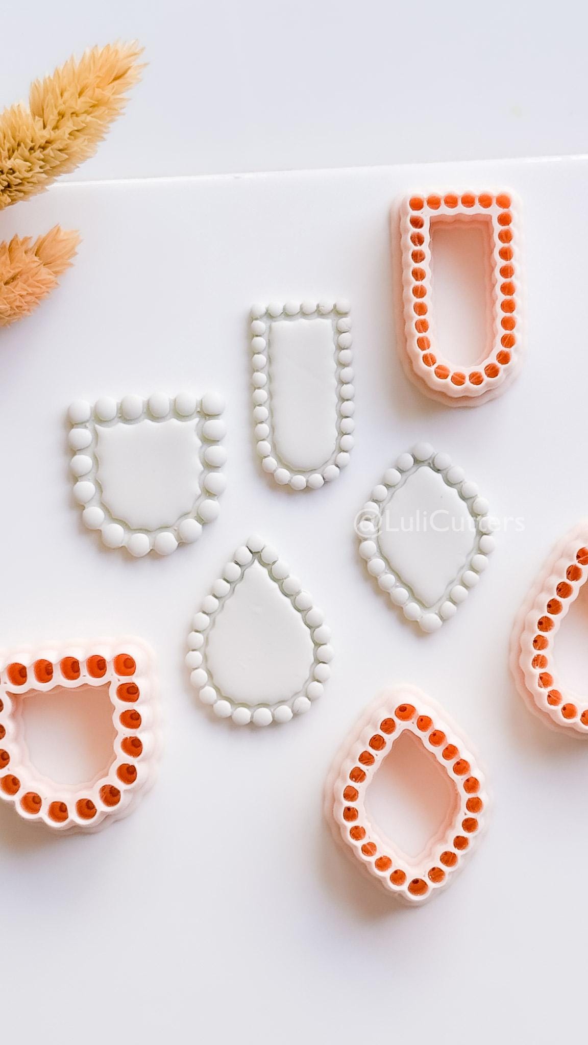 Bead Frame Cutters : Beaded Look Clay Cutter