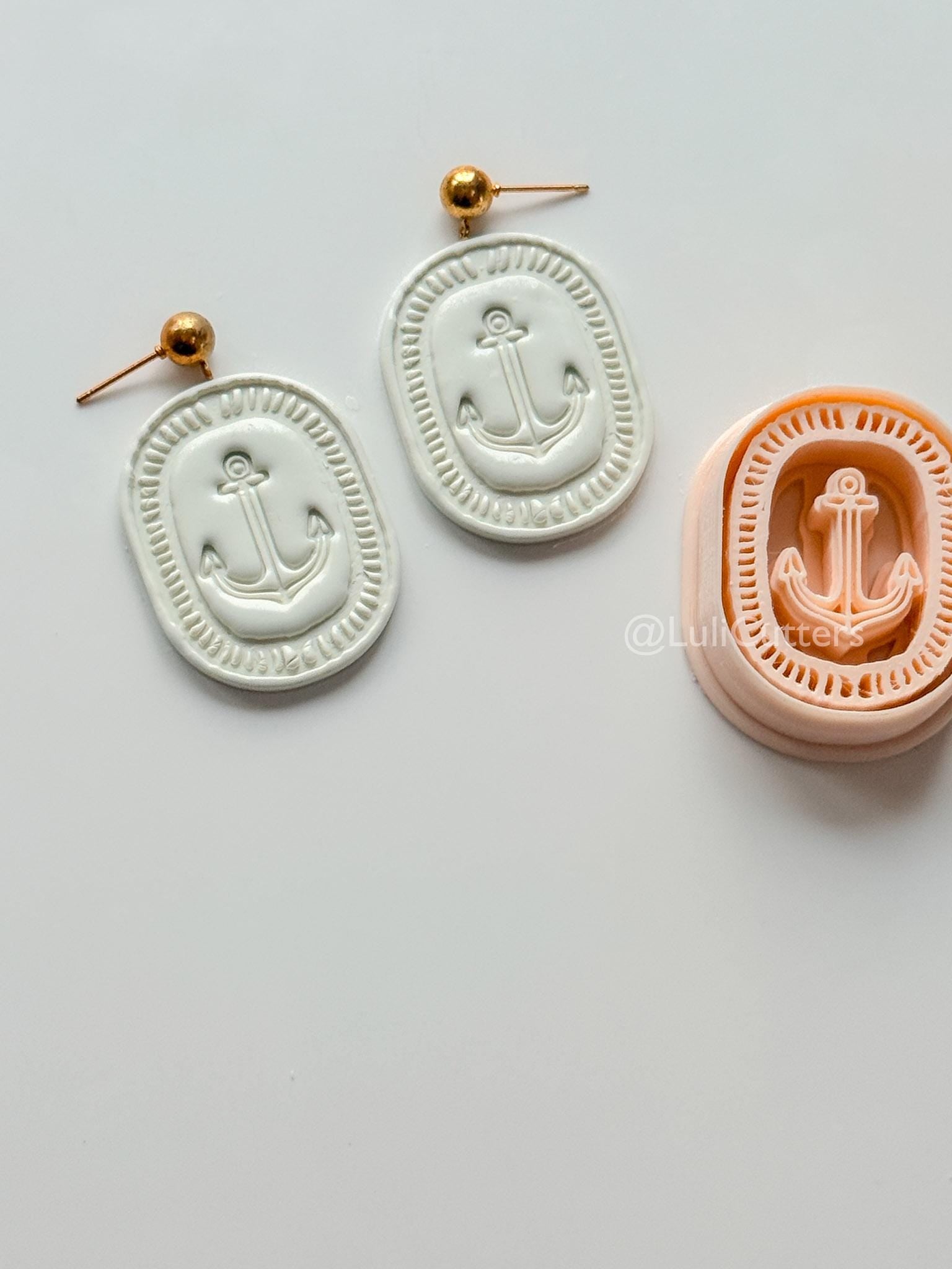 Oval Anchor Cutter: Marine Design with Decorative Border for Polymer Clay