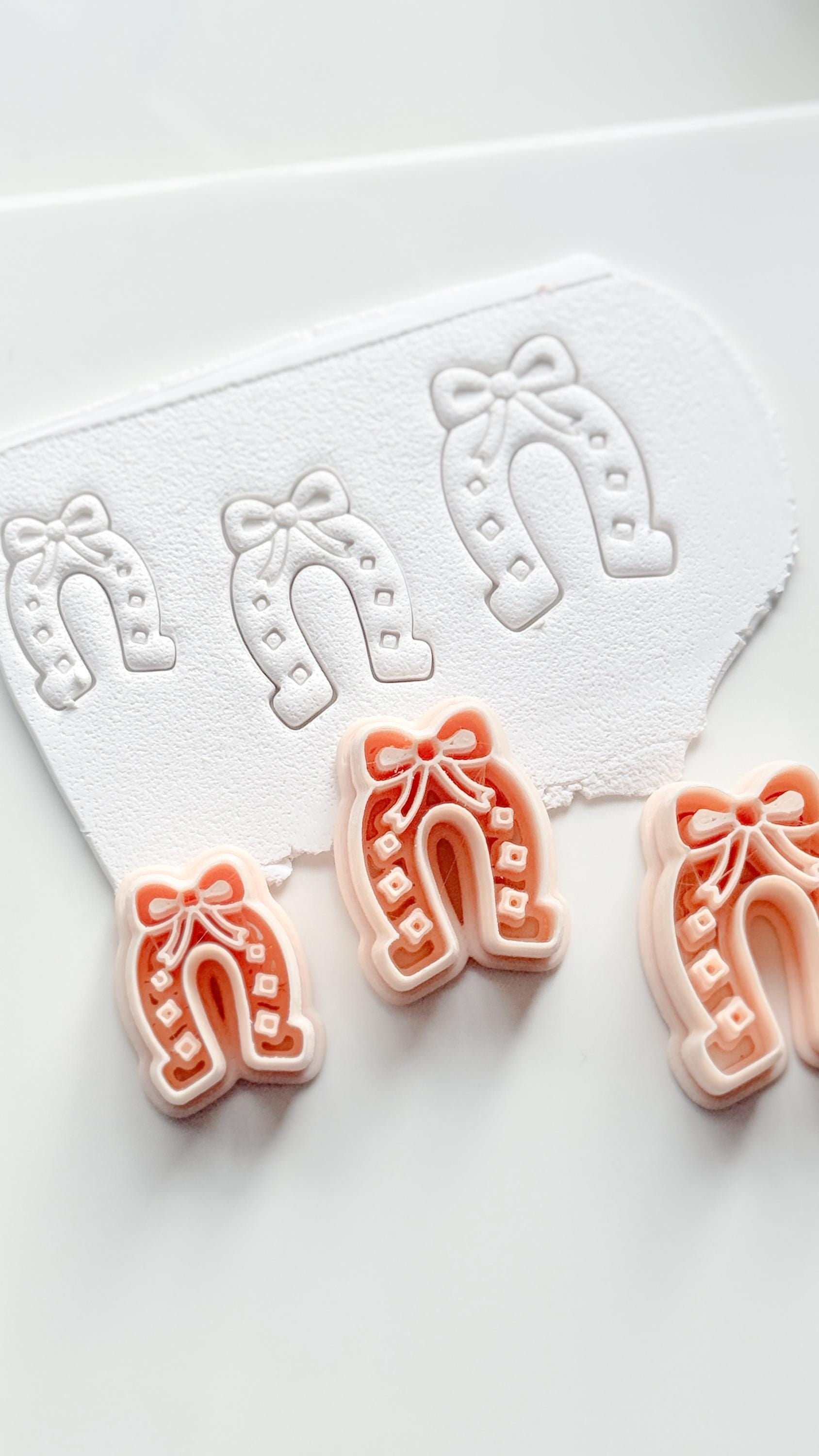 Lucky Bow Horseshoe Cutter | Western Arch Earring Shape for Polymer Clay