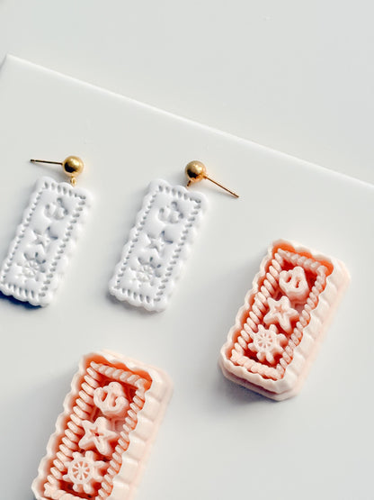 Timbre de Marine Earring Cutter | Nautical Postage Shape for Polymer Clay