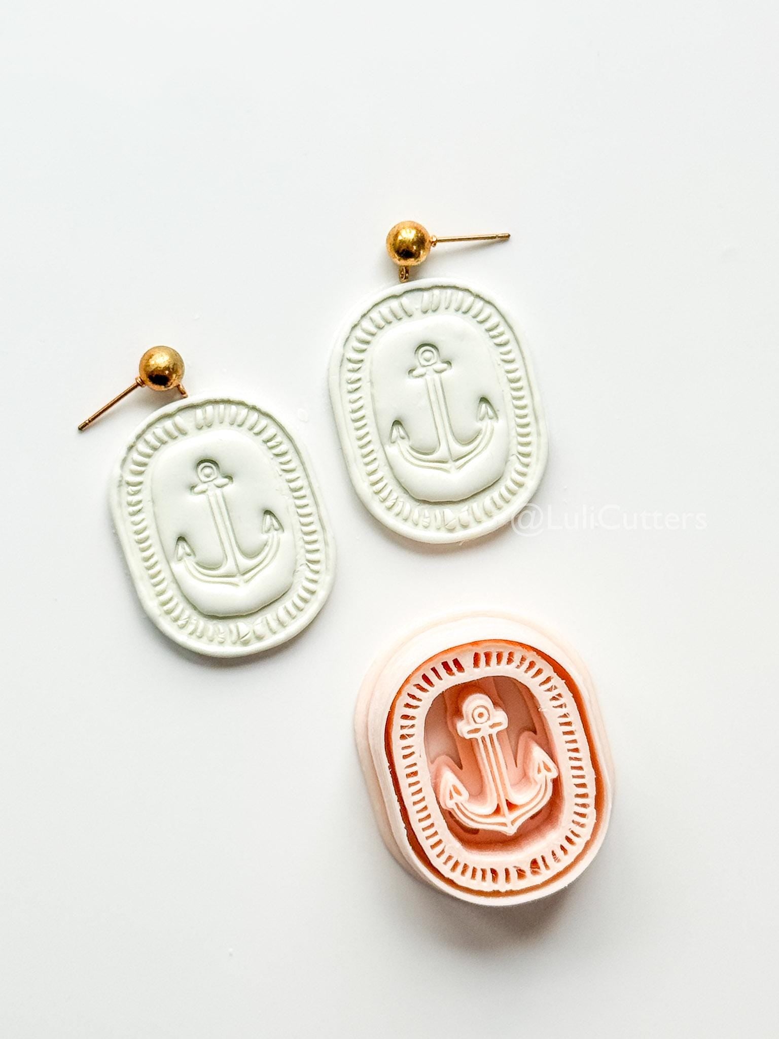 Oval Anchor Cutter: Marine Design with Decorative Border for Polymer Clay