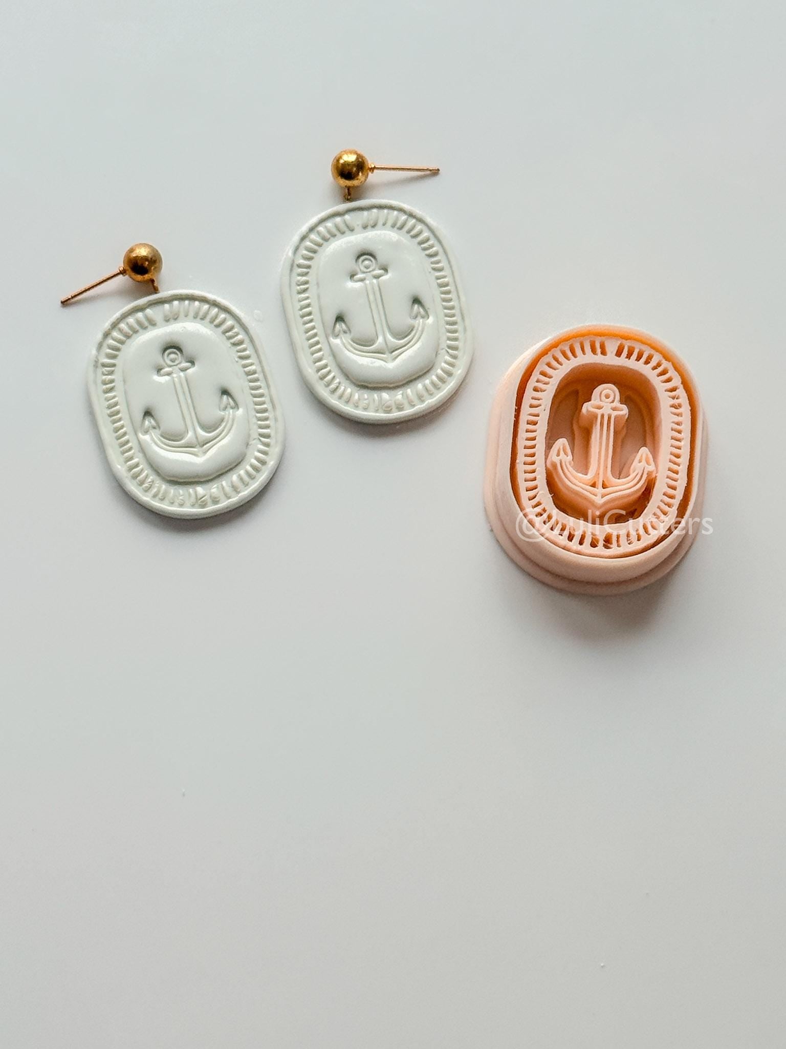 Oval Anchor Cutter: Marine Design with Decorative Border for Polymer Clay