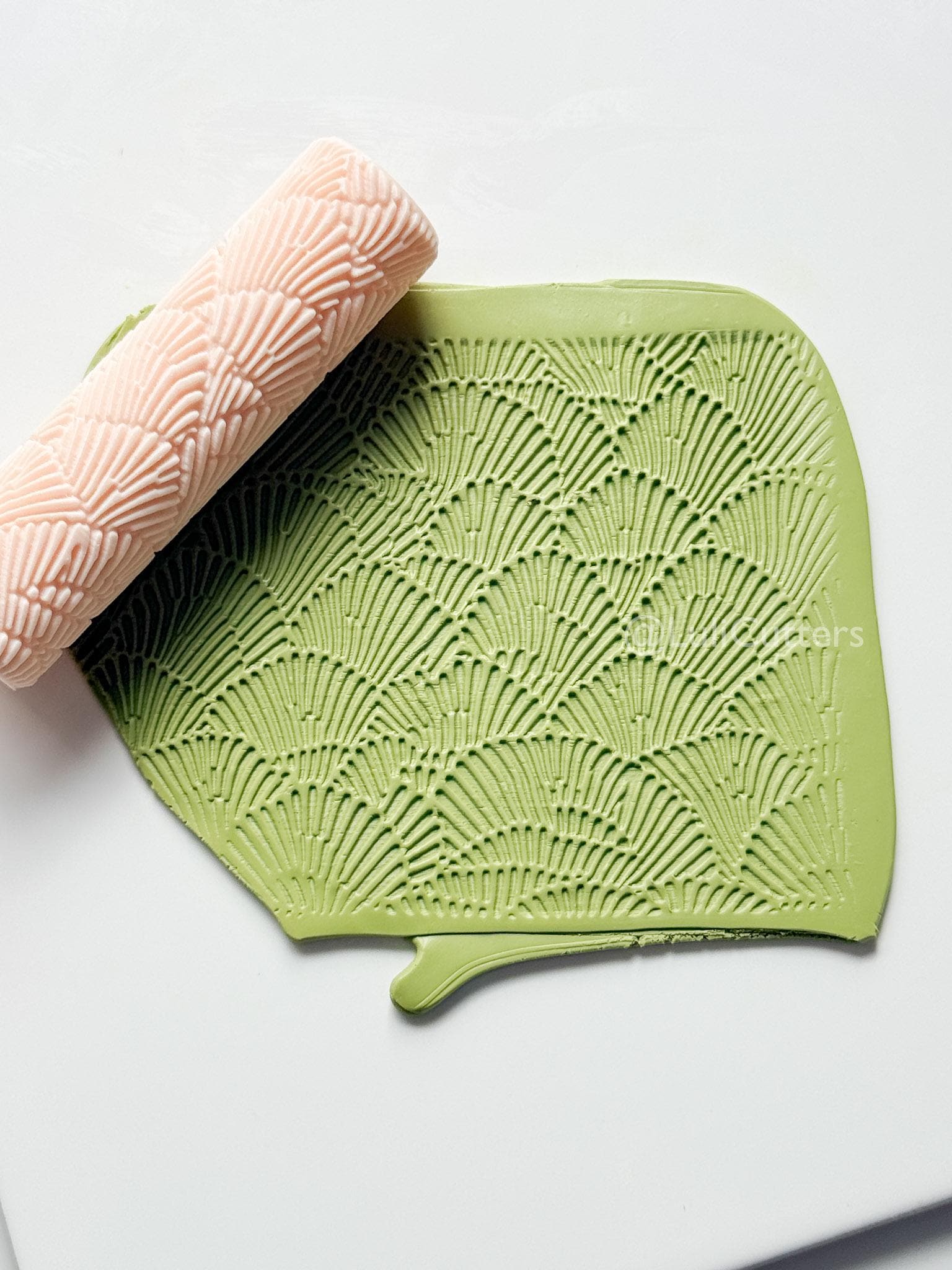 Shell Fan Pattern Texture Roller – Pottery Tool, Crafting Supplies