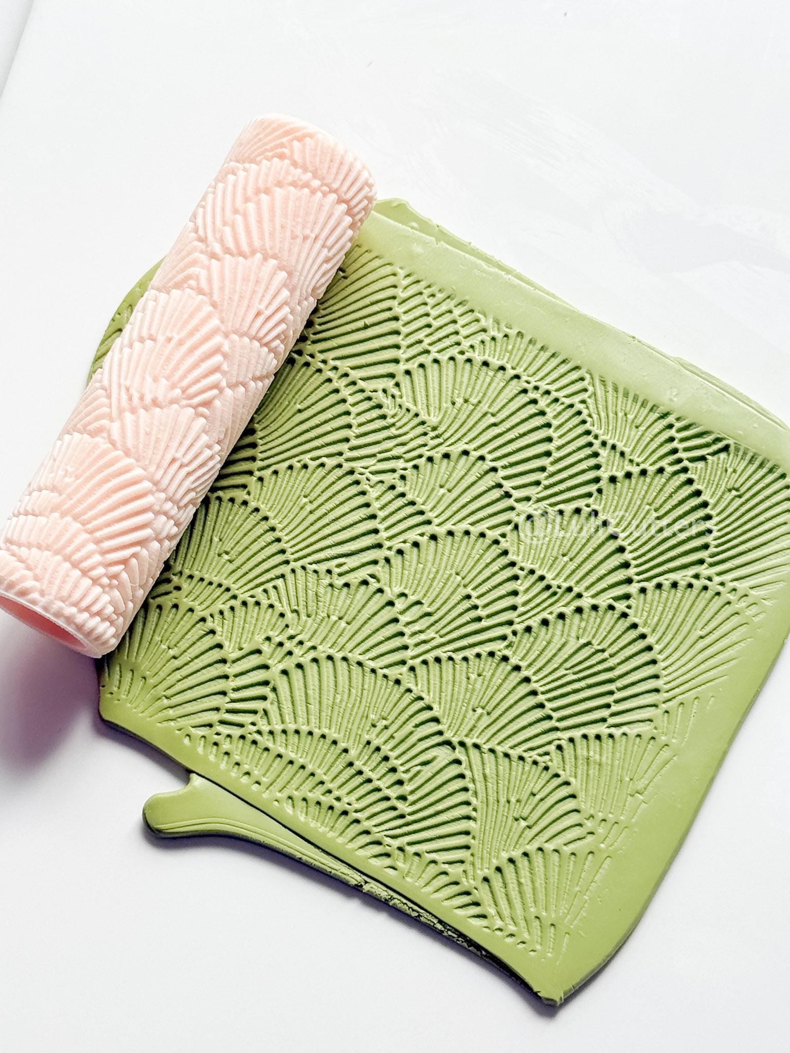Shell Fan Pattern Texture Roller – Pottery Tool, Crafting Supplies