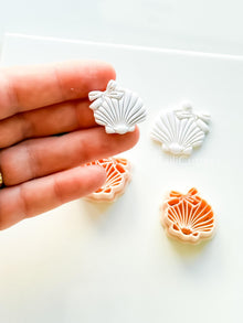 Ocean Belle Cutter: Detailed Scallop Shell Design for Polymer Clay