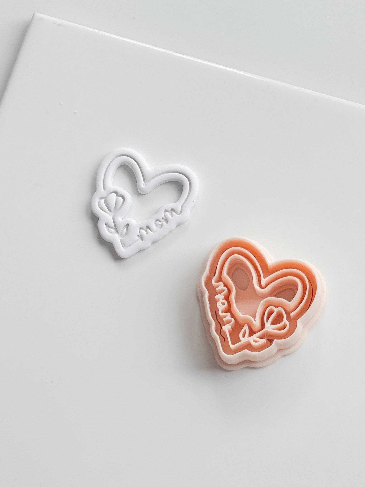 Mom Script Cutter: Heart-Shaped Design with Flower and Cursive Text for Polymer Clay