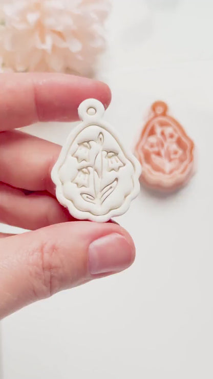 Mira Lilly Clay Cutter: Scalloped Lily of the Valley Pendant Shape