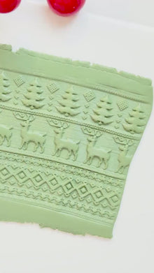 Christmas Sweater Embossing Roller – Reindeer and Tree Pattern Polymer Clay Tool