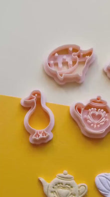 Cottagecore Frog Clay Cutter: Whimsical Toadstool Earring Tool