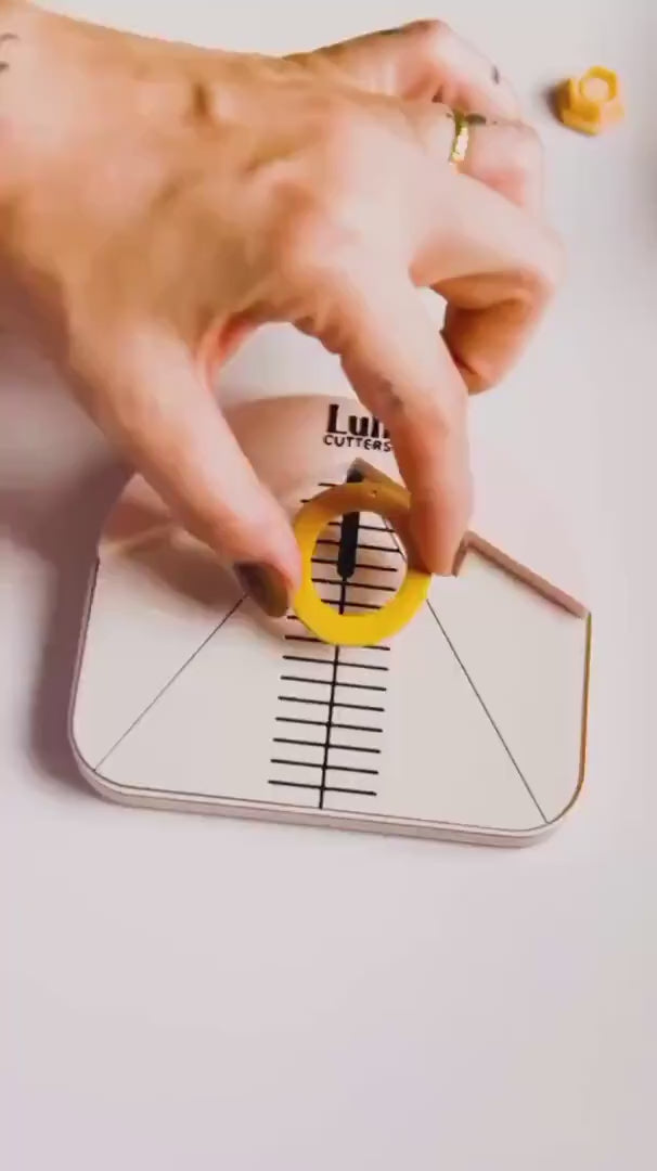 Earring Drill Stand: Polymer Clay Hole Guide & Dust Catcher