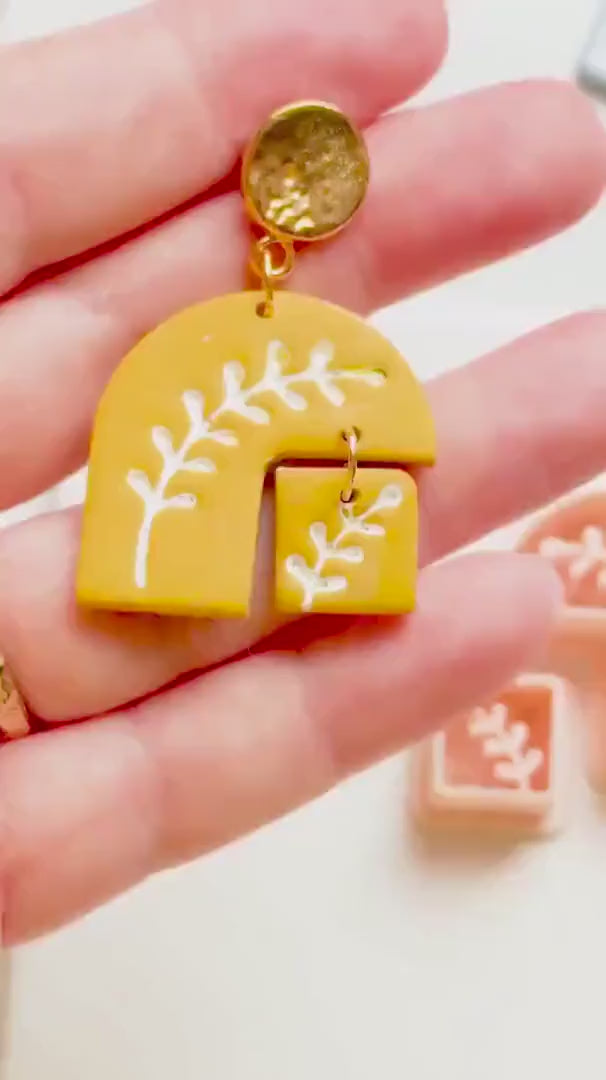 Botanical Arch and Square Clay Cutter Set with Leaf Imprint -  Majolica Collection